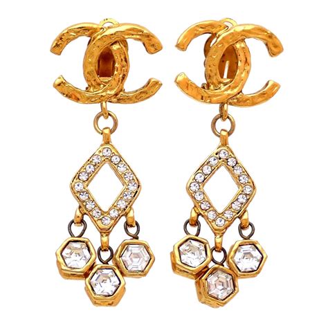 chanel earrings used